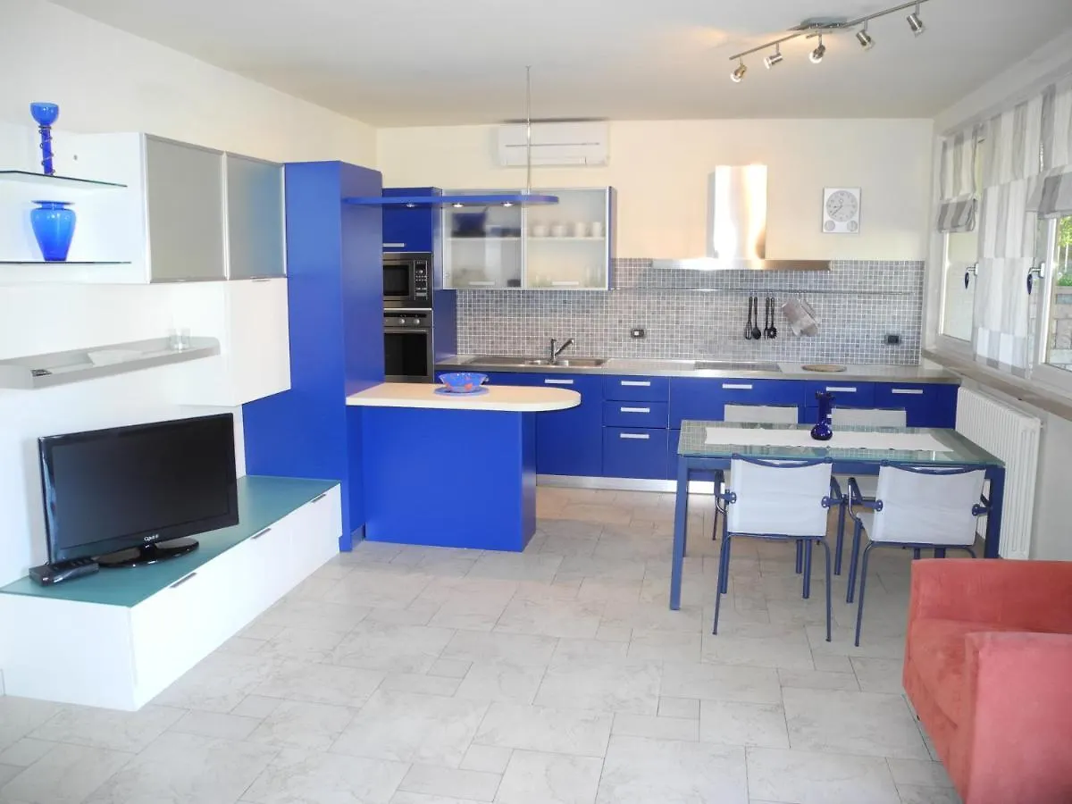 מאלצ'סינה Residence Le Palme Appartamenti איטליה