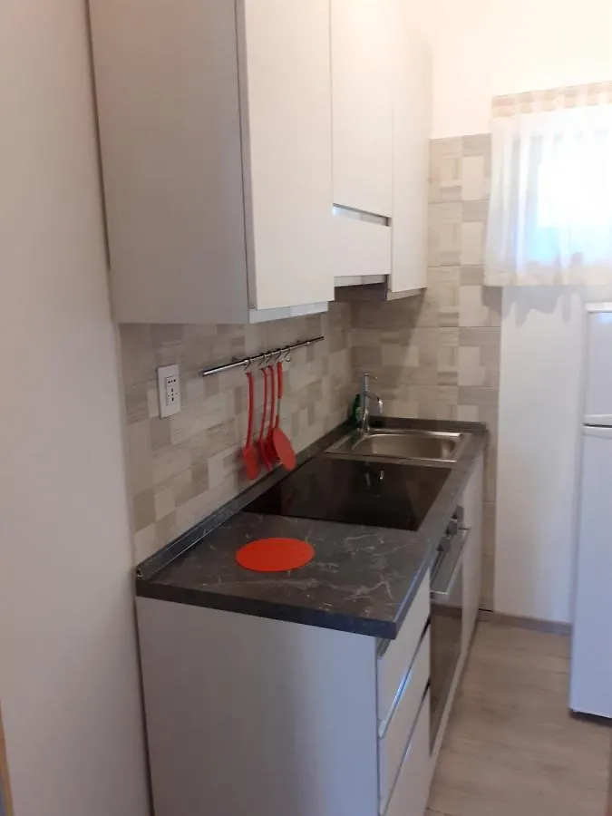מלון דירות מאלצ'סינה Residence Le Palme Appartamenti